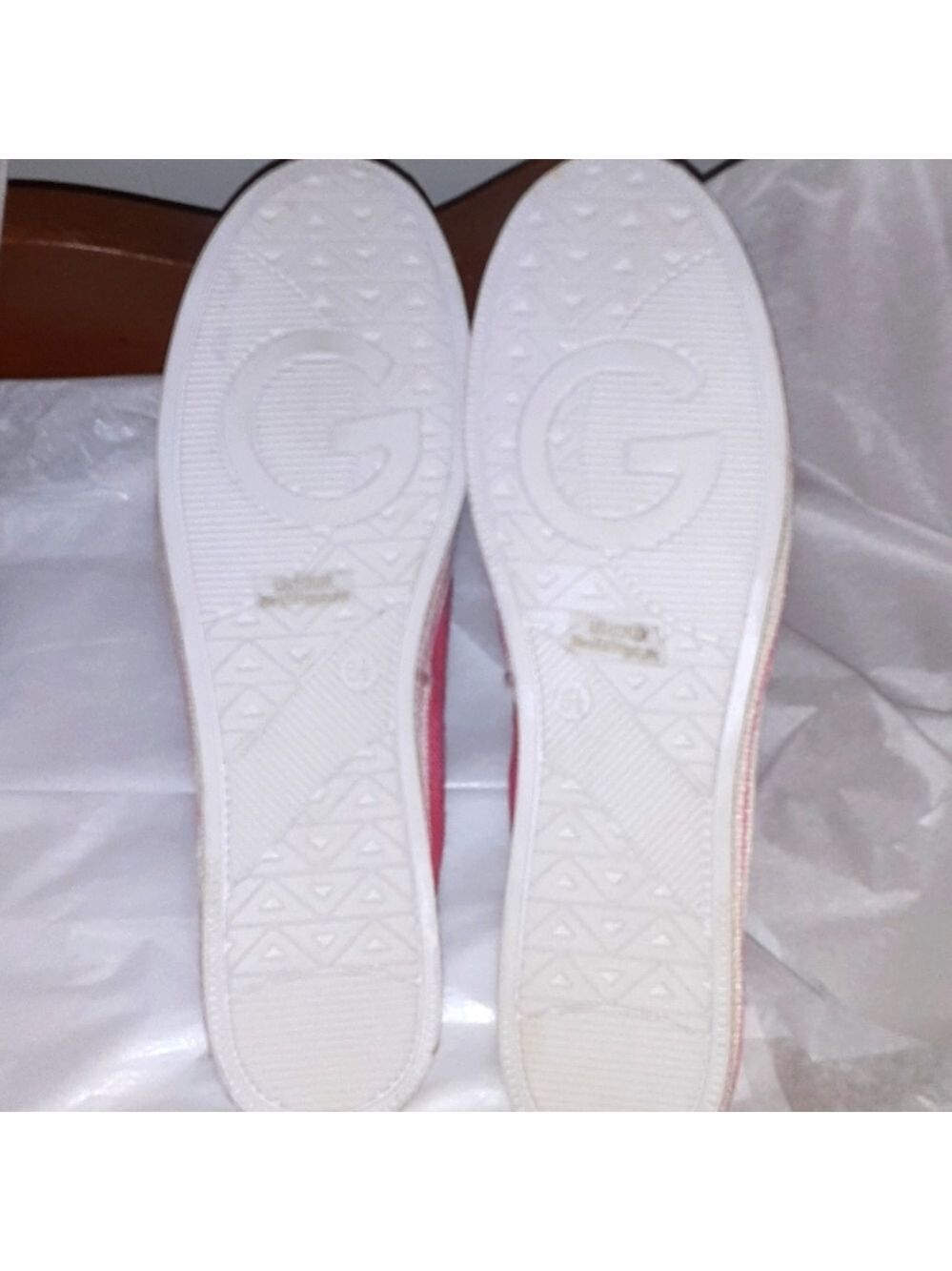 Guess Pink Womens Shoes Casual Sneakers New! 7 1/2 - Picture 10 of 13